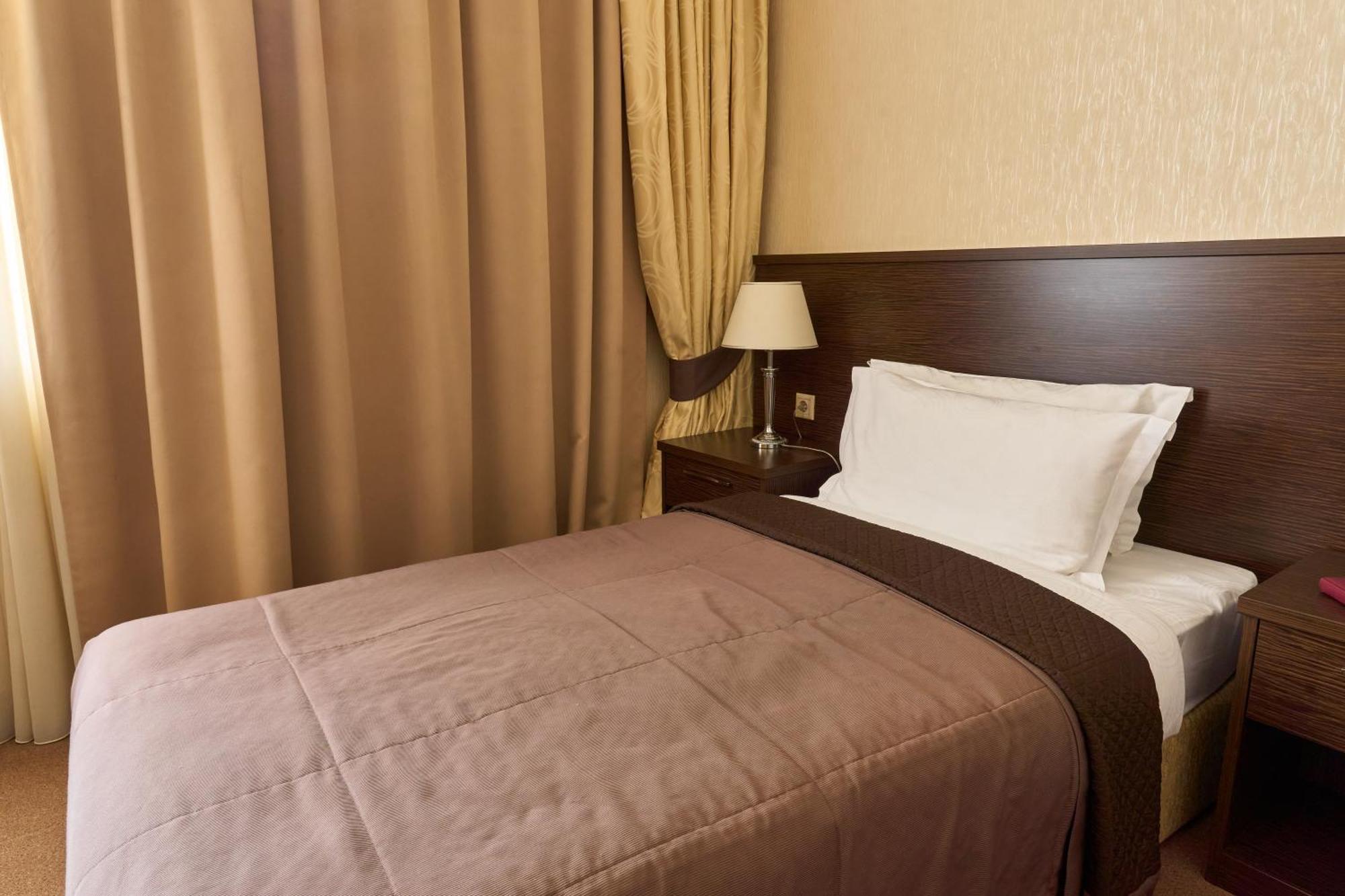 Kainar Hotel Chimkent Extérieur photo